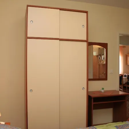 Apartman By The Sea Orebic, Peljesac - 10436 *